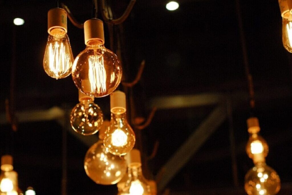 Turn the lights on