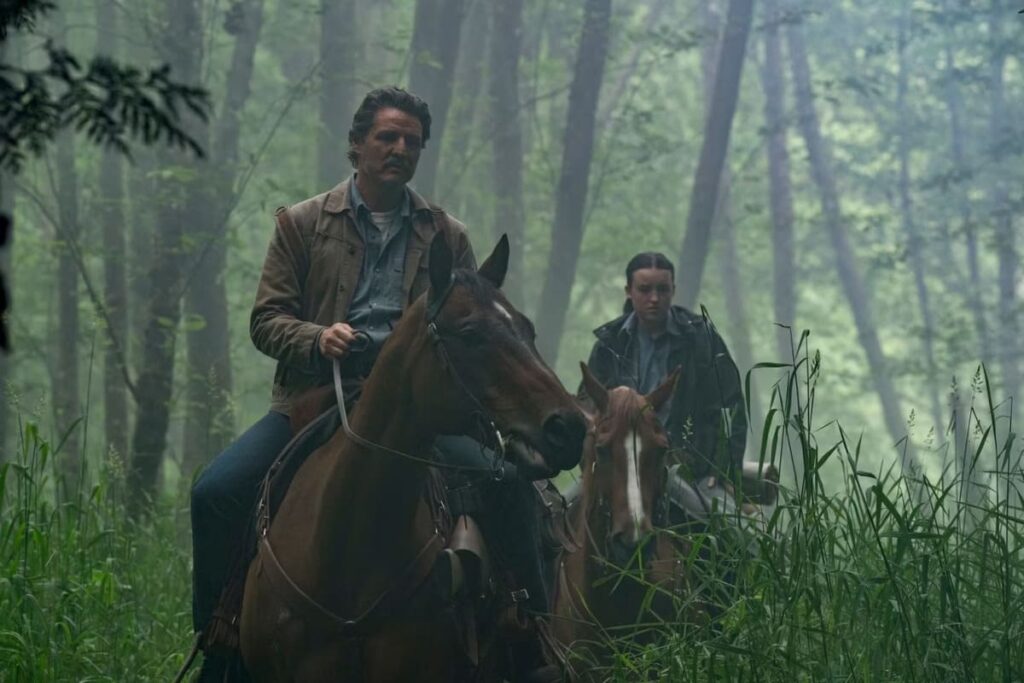 Pedro Pascal and Bella Ramsey riding horse scene