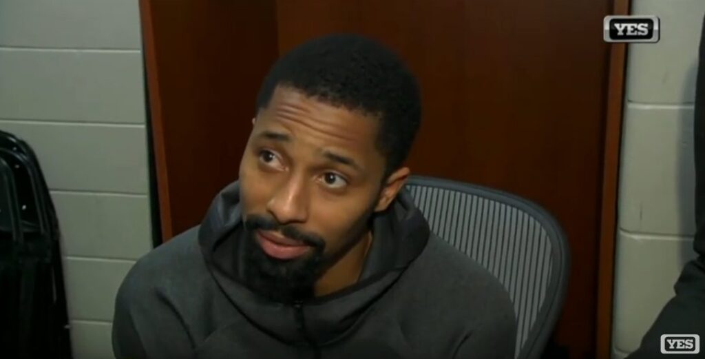 Spencer Dinwiddie signs with the Hornets for a thrilling season ahead.