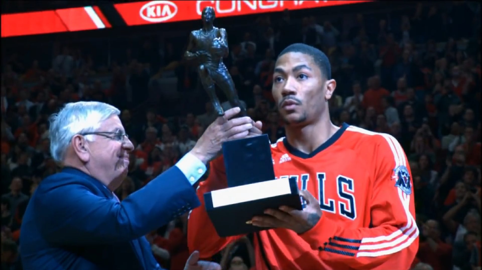 Bulls to retire Derrick Rose's jersey on January 24, 2026