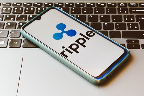 Gemini partners with Ripple to unveil exclusive credit card offering 4% XRP cashback.