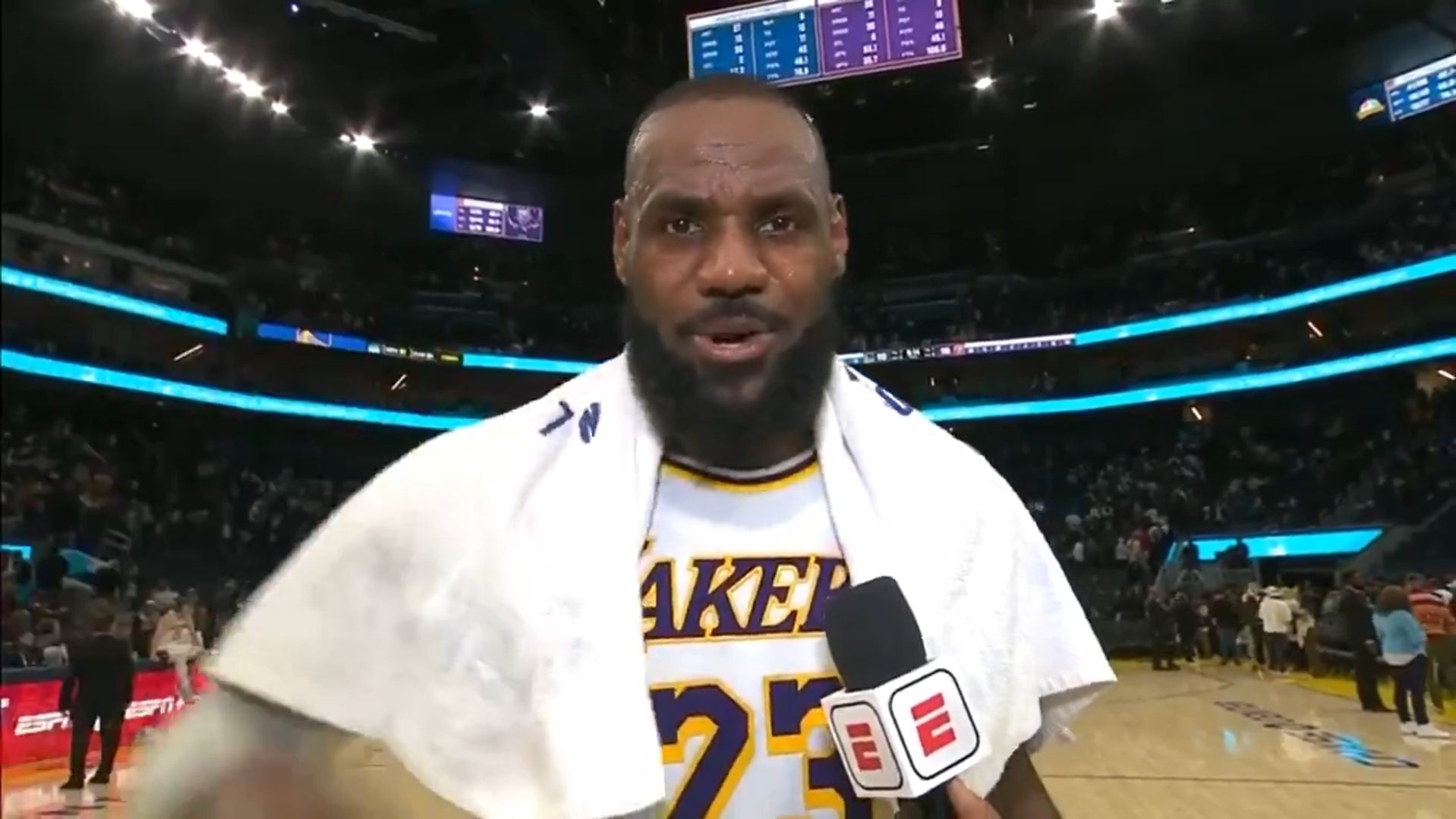 LeBron James still feels "like a rookie": see you in 2047 for the retirement party!