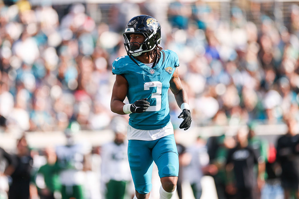 Jakobi Meyers strikes a blockbuster $60 million deal with the Jacksonville Jaguars.