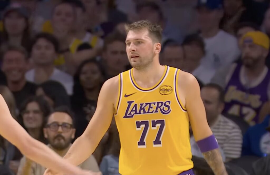 Exciting NBA lineup tonight: Knicks face off against Magic at 6 PM, Raptors battle Celtics at 9:30 PM, and Sixers take on Lakers later tonight.