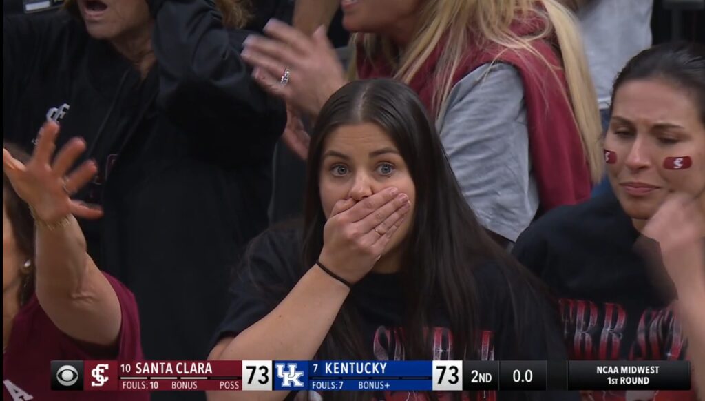 A thrilling showdown: the chaotic finish between Kentucky and Santa Clara in March Madness.