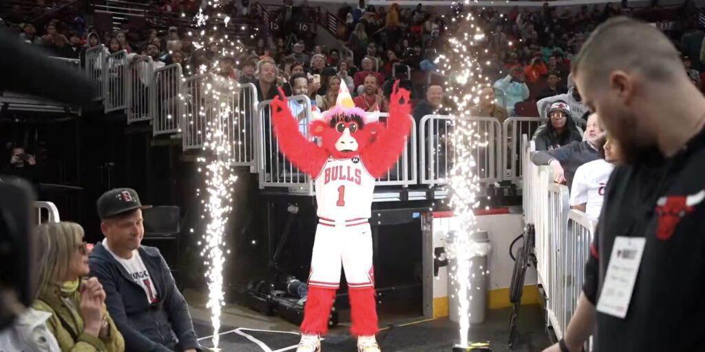 NBA Update: Bulls dominate Sixers with 157 points, set to clash with Thunder tonight at 1 AM.