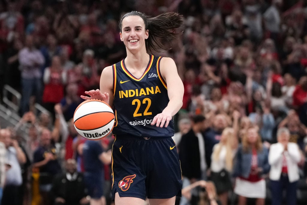 Caitlin Clark's earnings unveiled: Discover her projected income for this WNBA season.